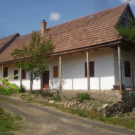 Ardai Vendeghaz Terény